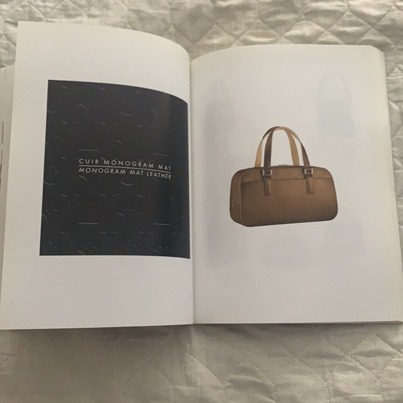 Authentic Vintage 2005 Louis Vuitton Catalogue - Picture 8 of 8